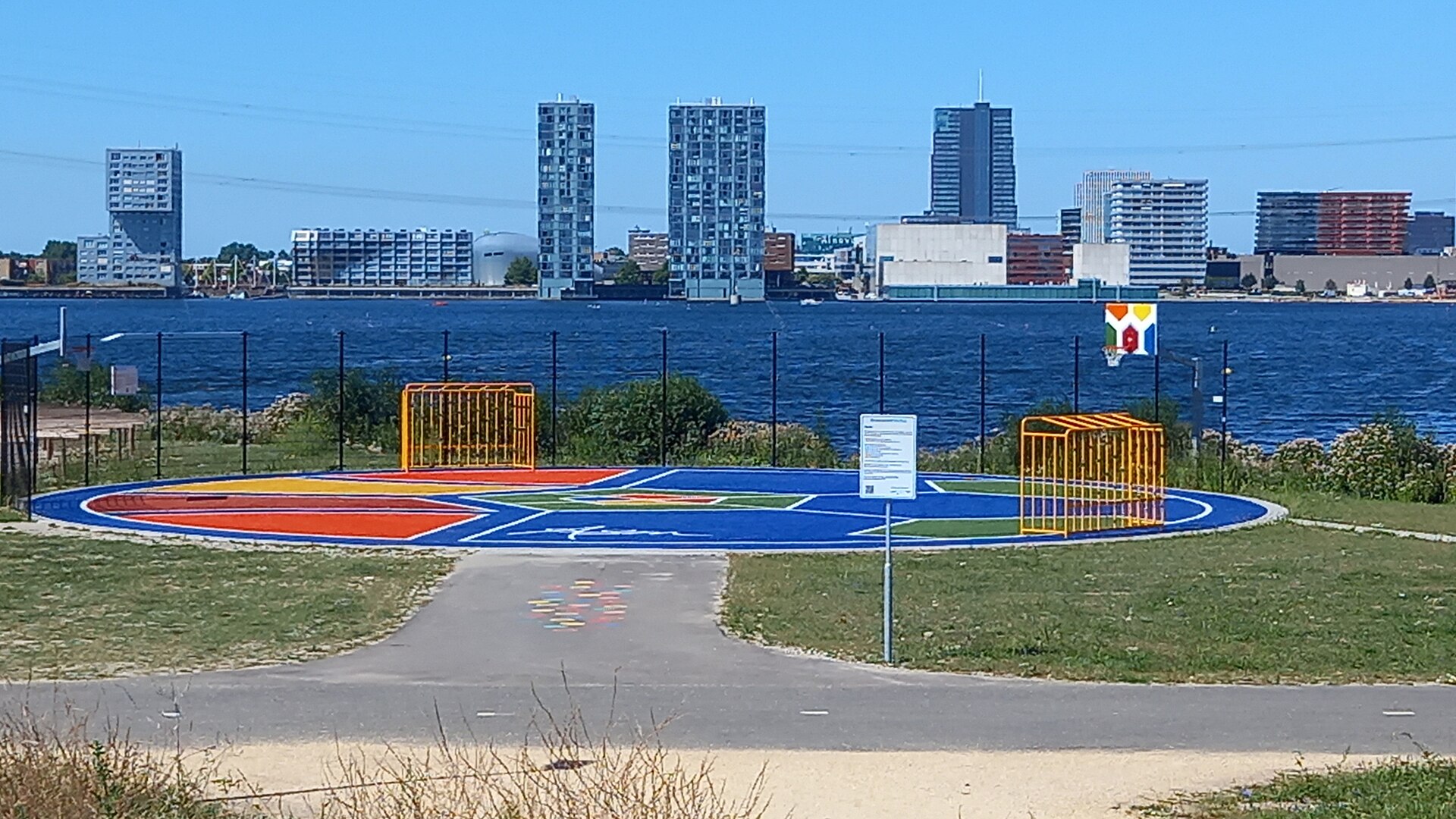 Almere Stad