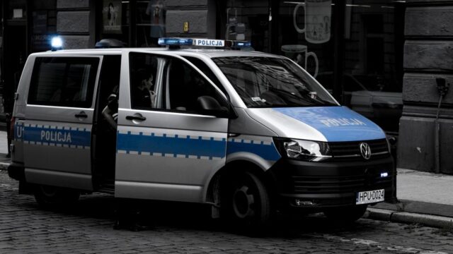 Drie nieuwe verdachten aangehouden na schietpartij in Almere Poort Drie nieuwe verdachten aangehouden na schietpartij in Almere Poort