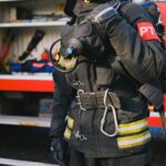 Rietbrand in Meridiaanpark, vuurwerk mogelijk oorzaak