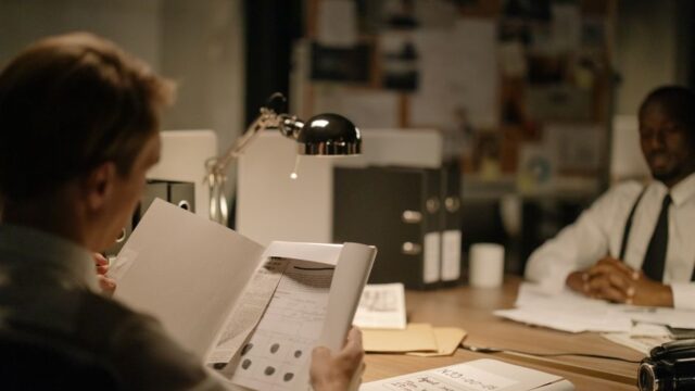 Almere – Oplichter meldt zichzelf na tonen beelden Almere – Oplichter meldt zichzelf na tonen beelden
