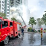 Brand in bedrijfsverzamelgebouw aan Televisieweg snel onder controle
