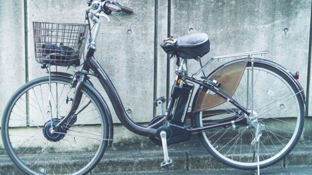 Fietser bezorgdienst naar ziekenhuis na eenzijdig ongeval